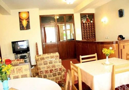 Weygoss Guest House Адис Абеба Екстериор снимка